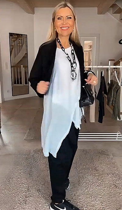Look 15
