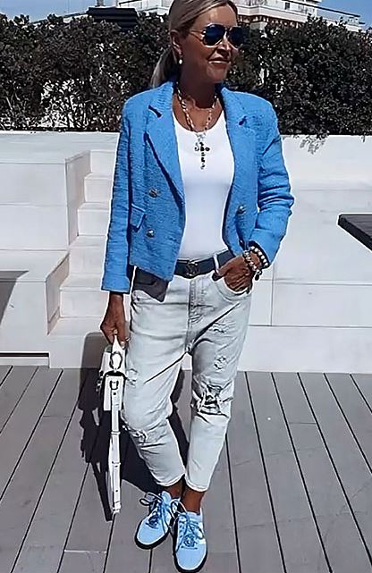 Elegant and casual mixed outfit with blue tweed jacket